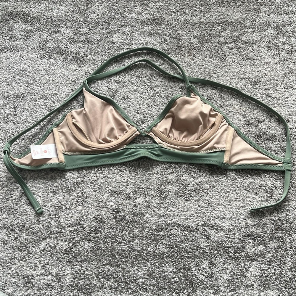 Underwire Bikini top - Picture 4 of 4